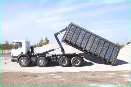 dźwignik o ruchu nieprostoliniowym