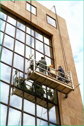 Podest ruchomy wiszący