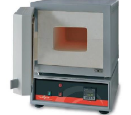 Piec muflowy wykorzystywany do obróbki termicznej materiałów 